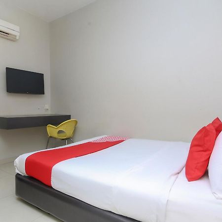Nice Stay Three Six Five Services Kuching Exterior photo