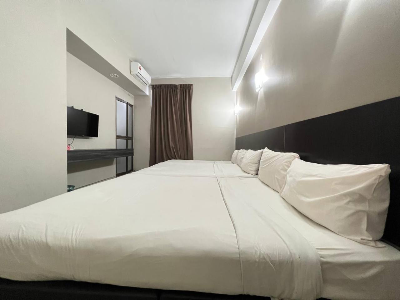 Nice Stay Three Six Five Services Kuching Exterior photo